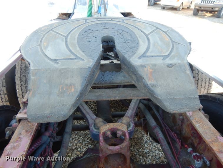 image for item DI8063 2006 Kenworth W900  semi truck