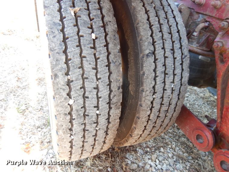 image for item DI8063 2006 Kenworth W900  semi truck