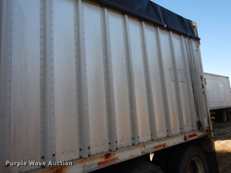 image for item DI8112 1982 Imco walking floor trailer