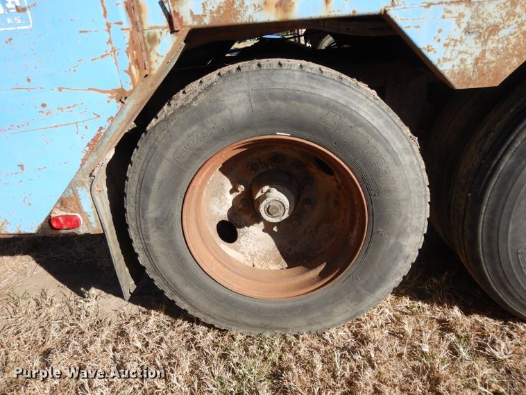 image for item DI8113 1993 Bocats LBT45VO live bottom trailer