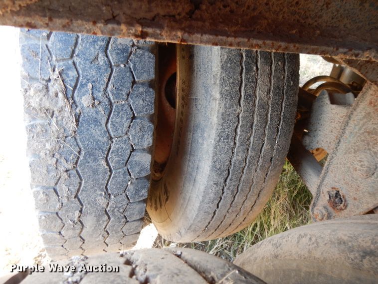 image for item DI8113 1993 Bocats LBT45VO live bottom trailer