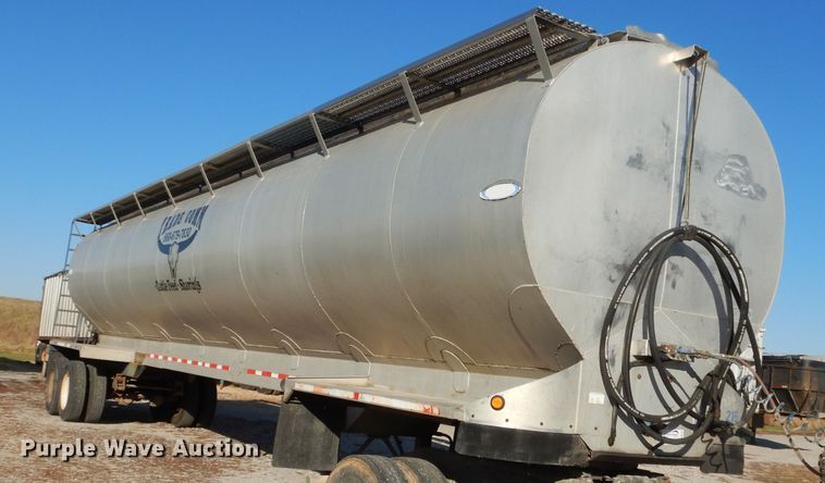 image for item DI8115 1992 Ledwell feed delivery trailer