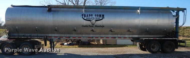 image for item DI8115 1992 Ledwell feed delivery trailer