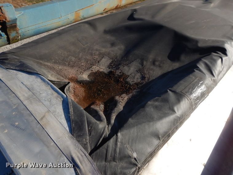 image for item DI8115 1992 Ledwell feed delivery trailer