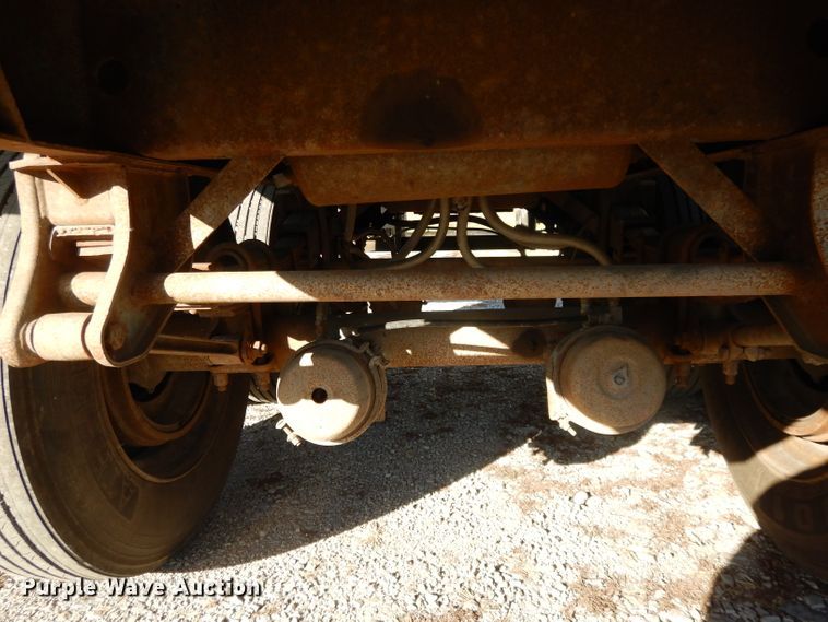 image for item DI8115 1992 Ledwell feed delivery trailer