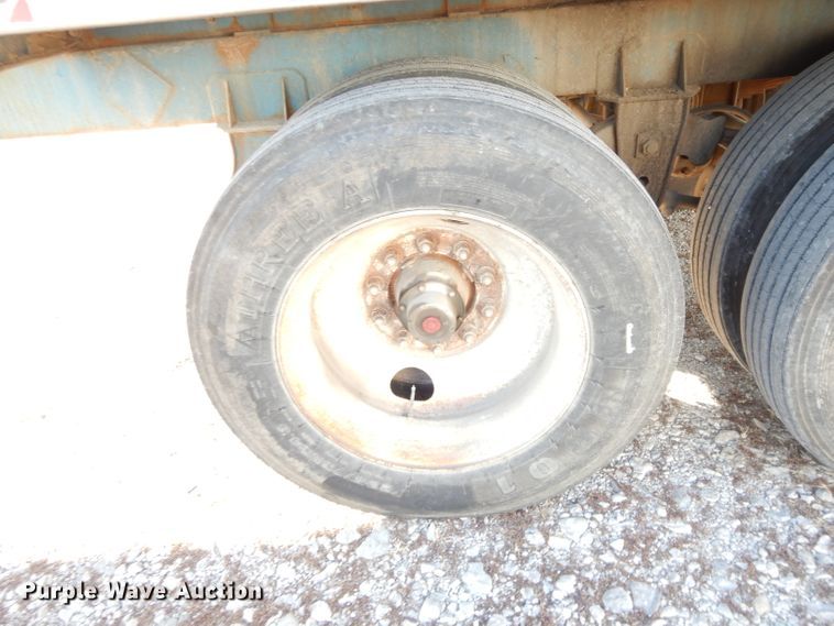 image for item DI8115 1992 Ledwell feed delivery trailer