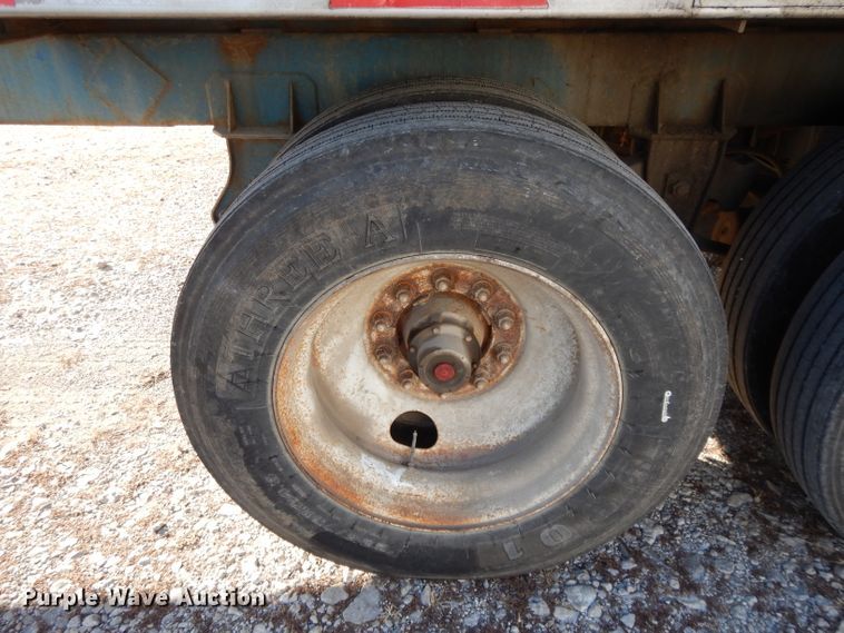 image for item DI8115 1992 Ledwell feed delivery trailer