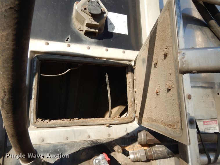 image for item DI8116 2008 Aulick live bottom trailer