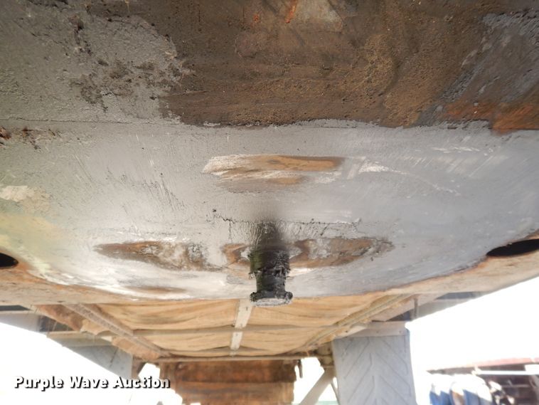 image for item DI8116 2008 Aulick live bottom trailer