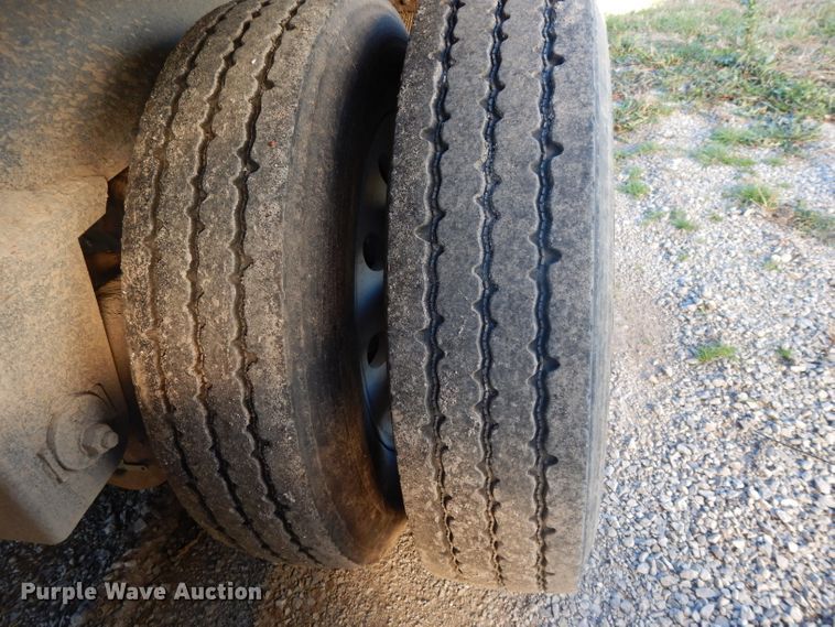 image for item DI8116 2008 Aulick live bottom trailer