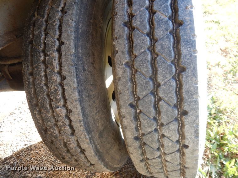 image for item DI8116 2008 Aulick live bottom trailer