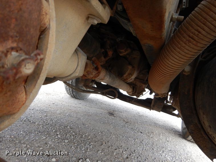 image for item DI8365 1982 Mack RD688S  water truck