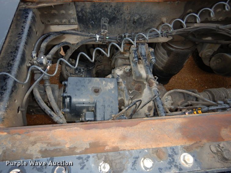 image for item DI8418 2016 Volvo VNL 730  semi truck