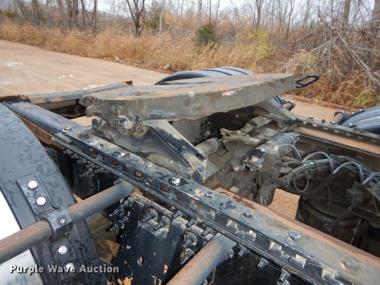 image for item DI8418 2016 Volvo VNL 730  semi truck