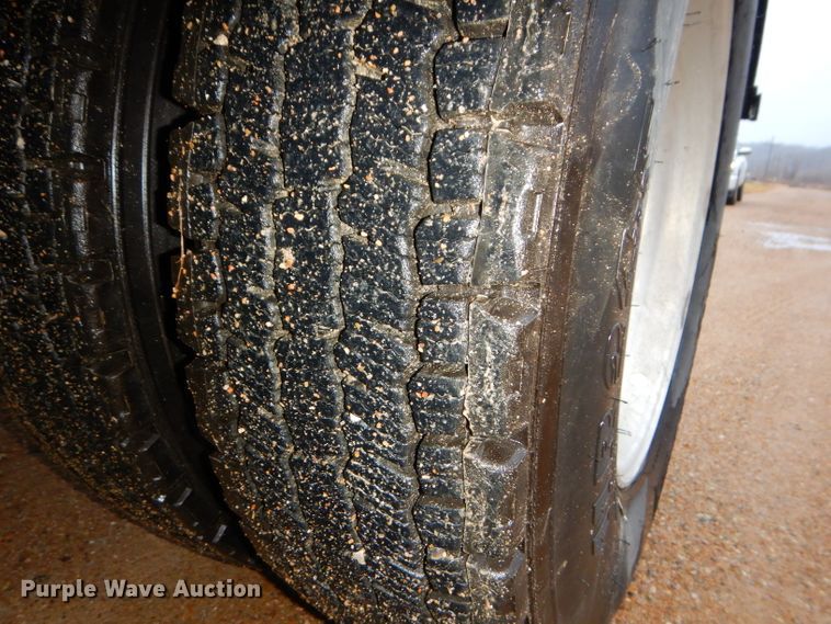 image for item DI8418 2016 Volvo VNL 730  semi truck