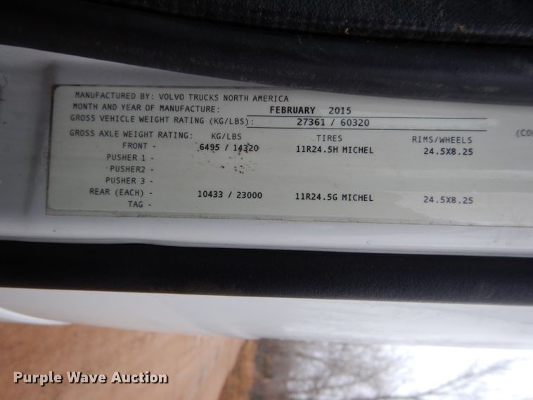 image for item DI8418 2016 Volvo VNL 730  semi truck