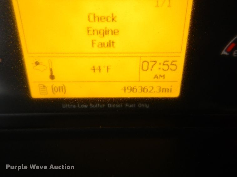 image for item DI8419 2016 Volvo VNL 730  semi truck