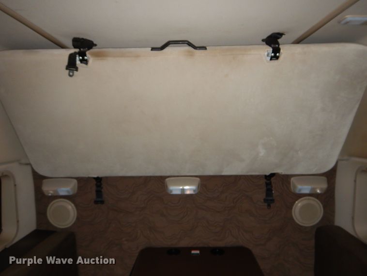 image for item DI8419 2016 Volvo VNL 730  semi truck