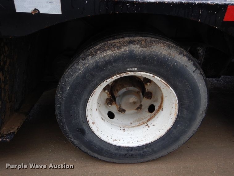 image for item DI8420 1999 Load King 403 loyboy equipment trailer