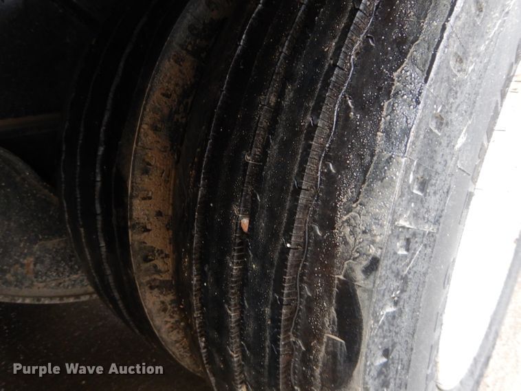 image for item DI8420 1999 Load King 403 loyboy equipment trailer