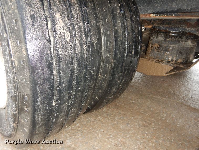 image for item DI8420 1999 Load King 403 loyboy equipment trailer