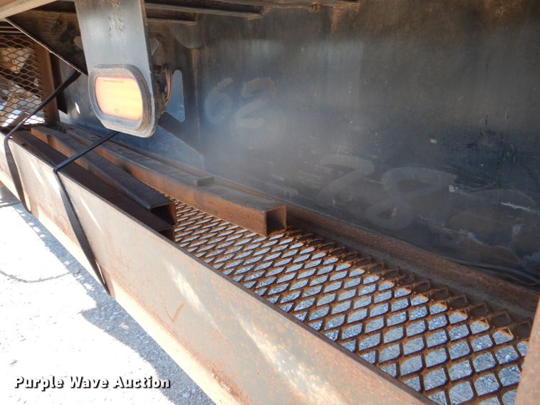 image for item DJ0328 2006 Direct Trailer DT48STWSAW flatbed trailer