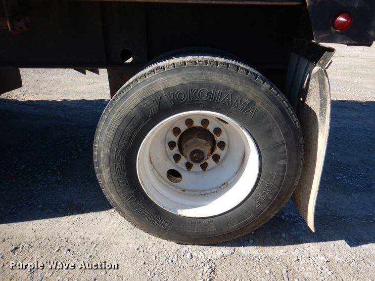 image for item DJ0328 2006 Direct Trailer DT48STWSAW flatbed trailer