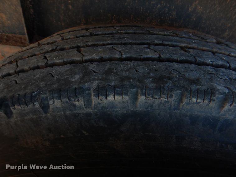 image for item DJ0328 2006 Direct Trailer DT48STWSAW flatbed trailer