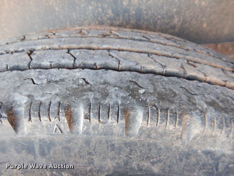 image for item DJ0328 2006 Direct Trailer DT48STWSAW flatbed trailer