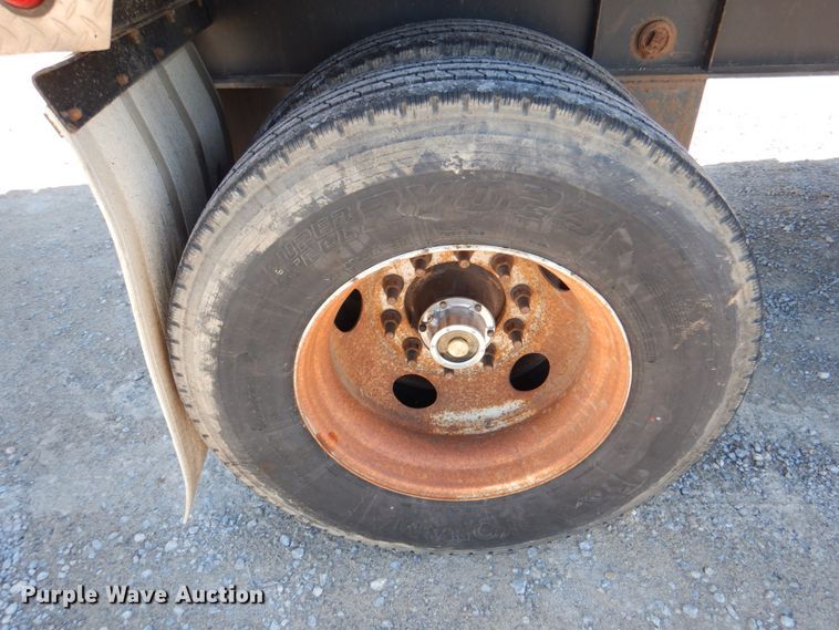 image for item DJ0328 2006 Direct Trailer DT48STWSAW flatbed trailer