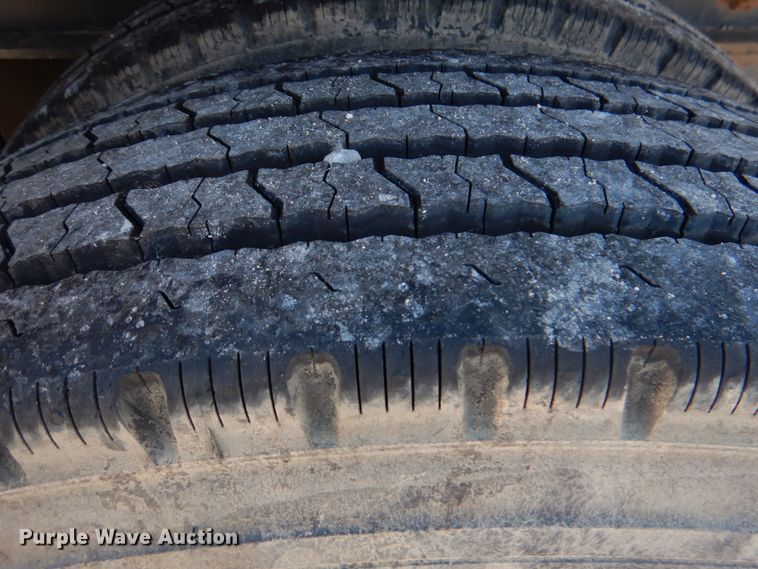 image for item DJ0328 2006 Direct Trailer DT48STWSAW flatbed trailer