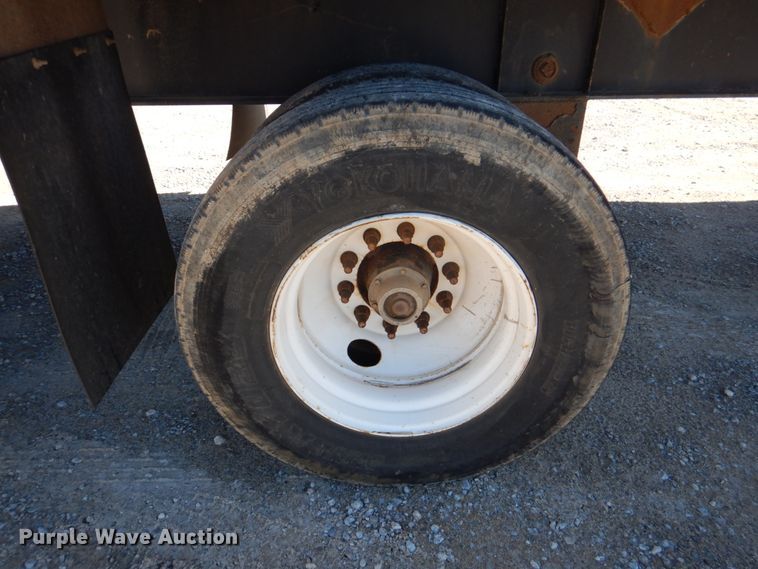 image for item DJ0328 2006 Direct Trailer DT48STWSAW flatbed trailer