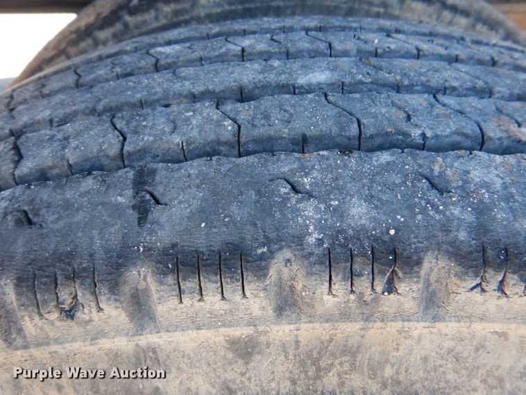 image for item DJ0328 2006 Direct Trailer DT48STWSAW flatbed trailer