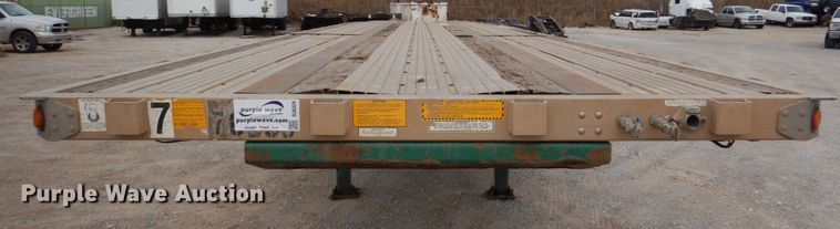 image for item DJ0329 2005 Utility FS2CHA flatbed trailer