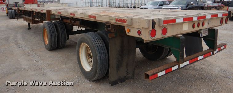 image for item DJ0329 2005 Utility FS2CHA flatbed trailer