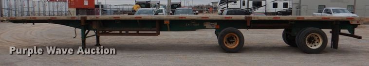 image for item DJ0329 2005 Utility FS2CHA flatbed trailer