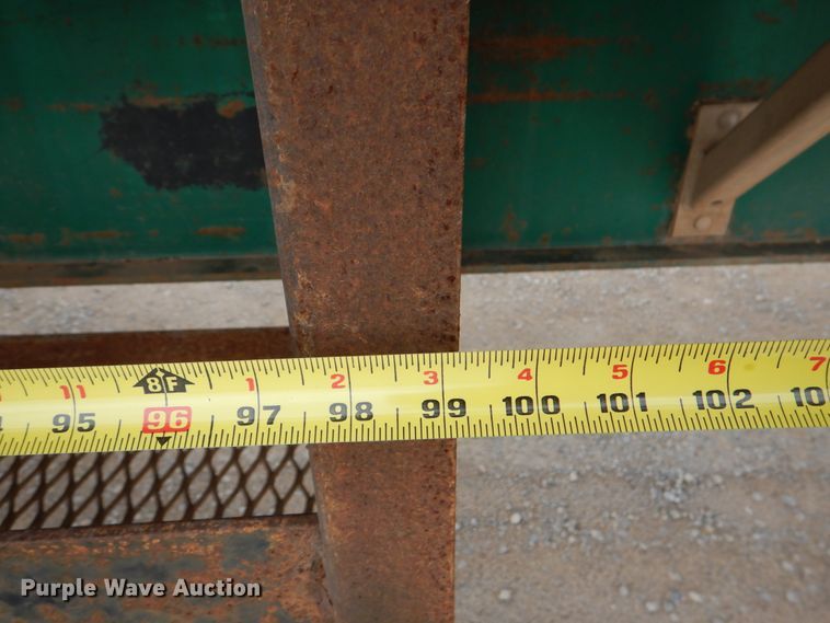 image for item DJ0329 2005 Utility FS2CHA flatbed trailer