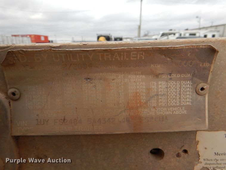 image for item DJ0329 2005 Utility FS2CHA flatbed trailer