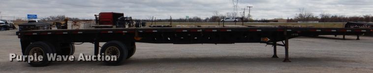 image for item DJ0330 2001 Viking VFH48102T flatbed trailer