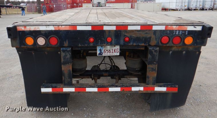 image for item DJ0330 2001 Viking VFH48102T flatbed trailer