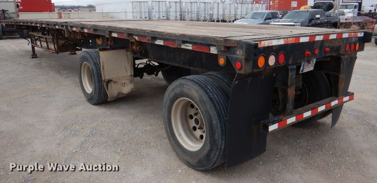 image for item DJ0330 2001 Viking VFH48102T flatbed trailer
