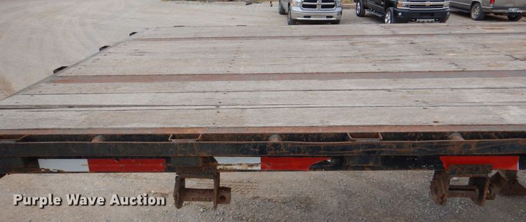 image for item DJ0330 2001 Viking VFH48102T flatbed trailer
