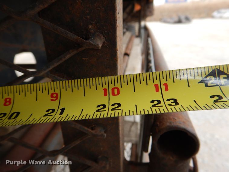 image for item DJ0330 2001 Viking VFH48102T flatbed trailer