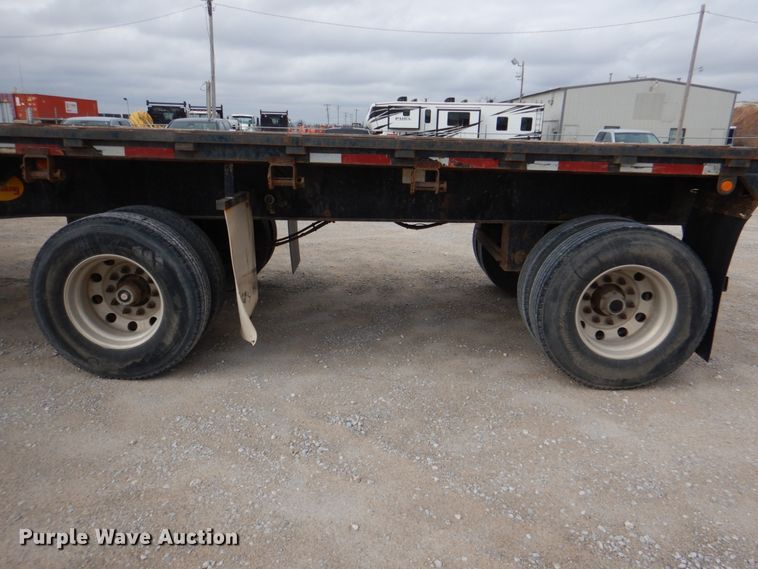 image for item DJ0330 2001 Viking VFH48102T flatbed trailer