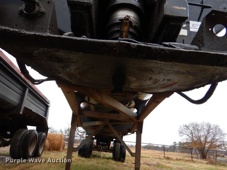 image for item DJ0349 2007 Ranch end dump trailer