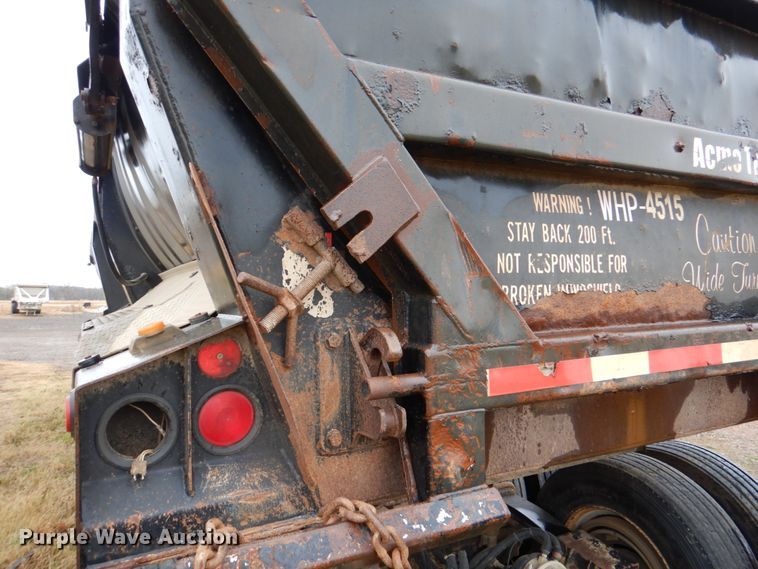 image for item DJ0349 2007 Ranch end dump trailer