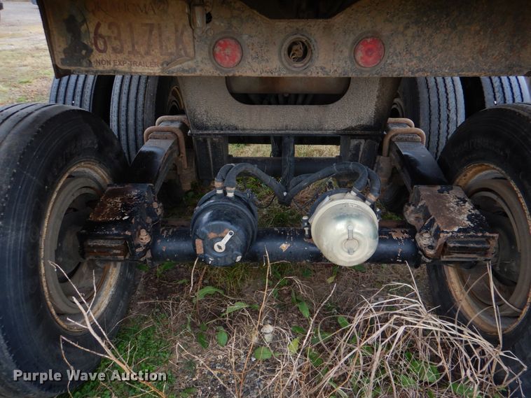 image for item DJ0349 2007 Ranch end dump trailer