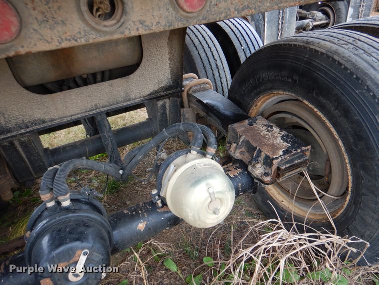 image for item DJ0349 2007 Ranch end dump trailer
