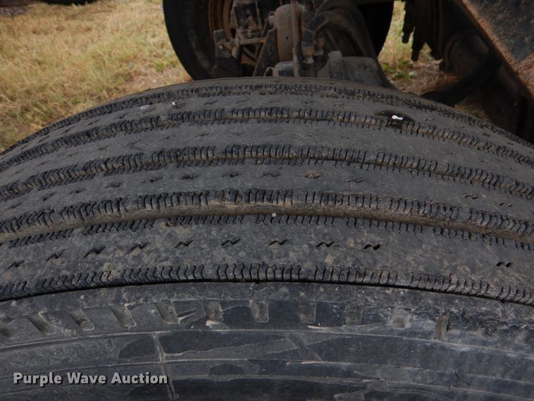 image for item DJ0349 2007 Ranch end dump trailer