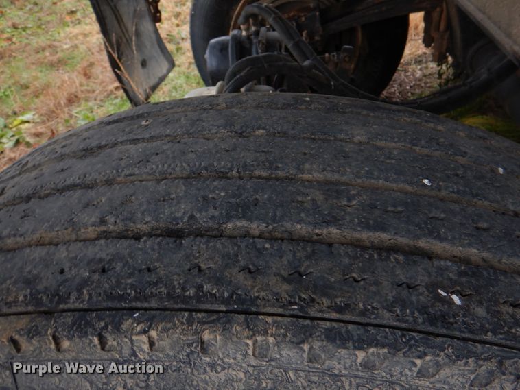 image for item DJ0349 2007 Ranch end dump trailer